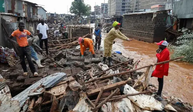 Kenya’da sel felaketi yaşandı onlarca ölü var!