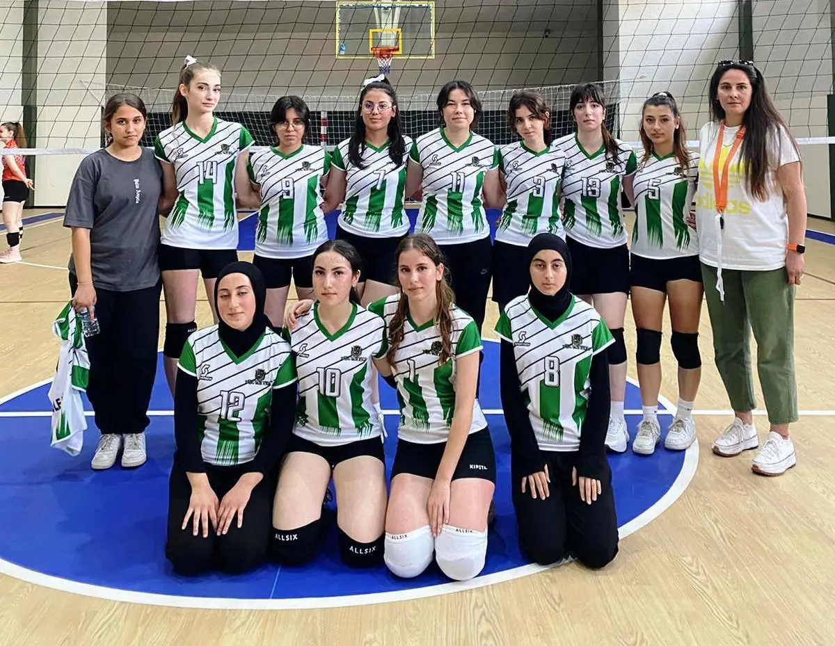 Körfez’de Ata’mız için voleybol şenliği! - Resim : 5