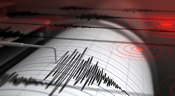 O şehirde yürekleri ağza getiren deprem! - Resim : 1