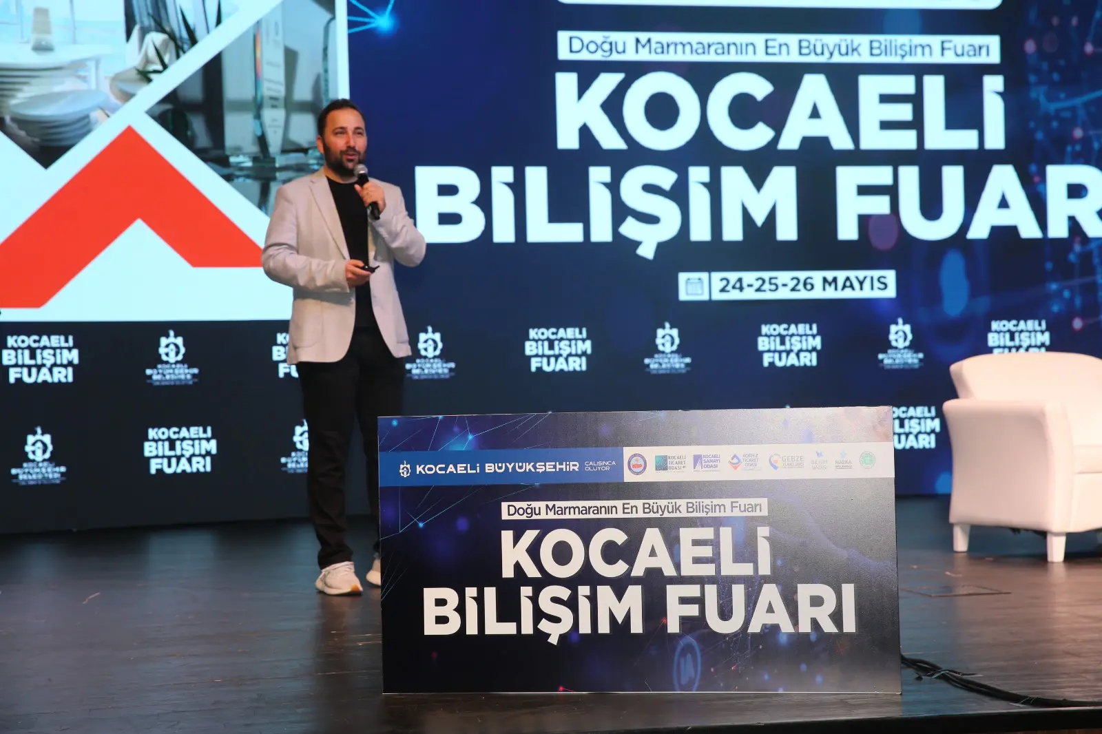 Kocaeli Bilişim Fuarı'nda ASELSAN rüzgarı! - Resim : 3