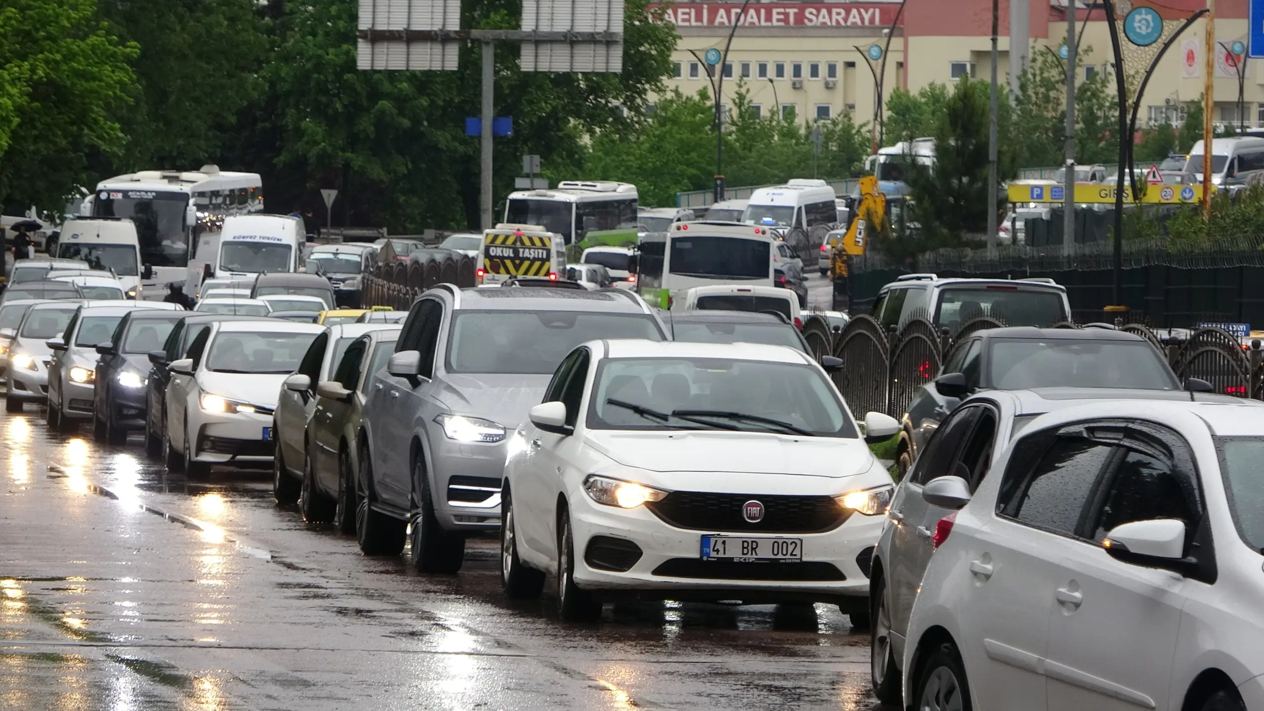 Deniz taştı trafik felç oldu - Resim : 2