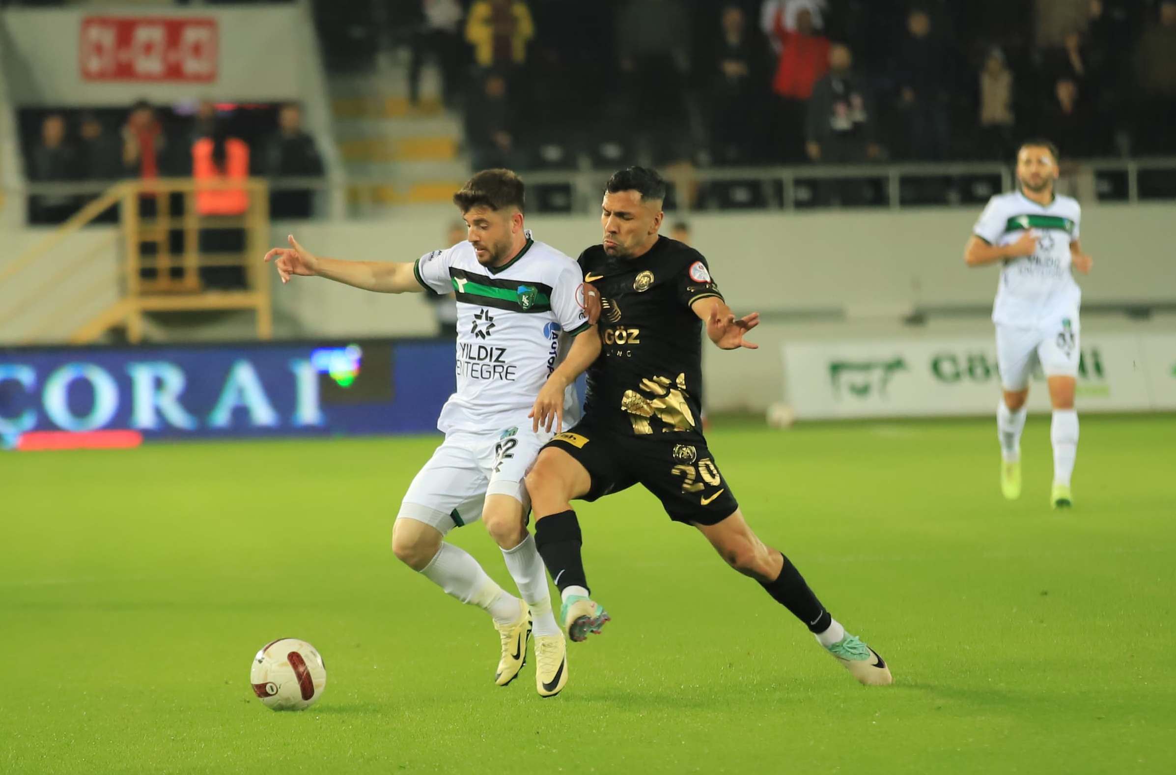 Çorum Futbol Kulübü - Kocaelispor "İlk yarıdan kareler... Ali Köksal - Foto Galeri" - Resim : 7