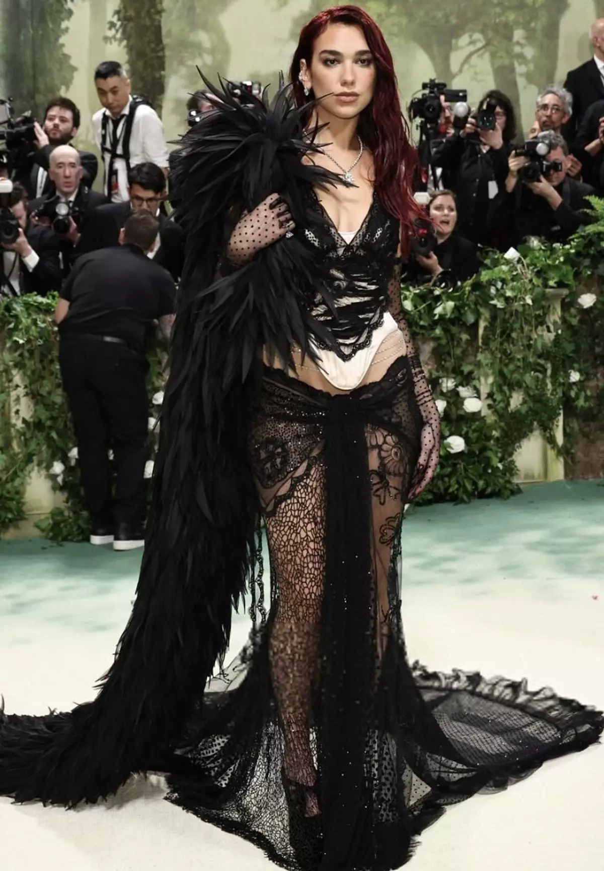 Met Gala’da Rihanna listeden çıkarıldı mı? - Resim : 6