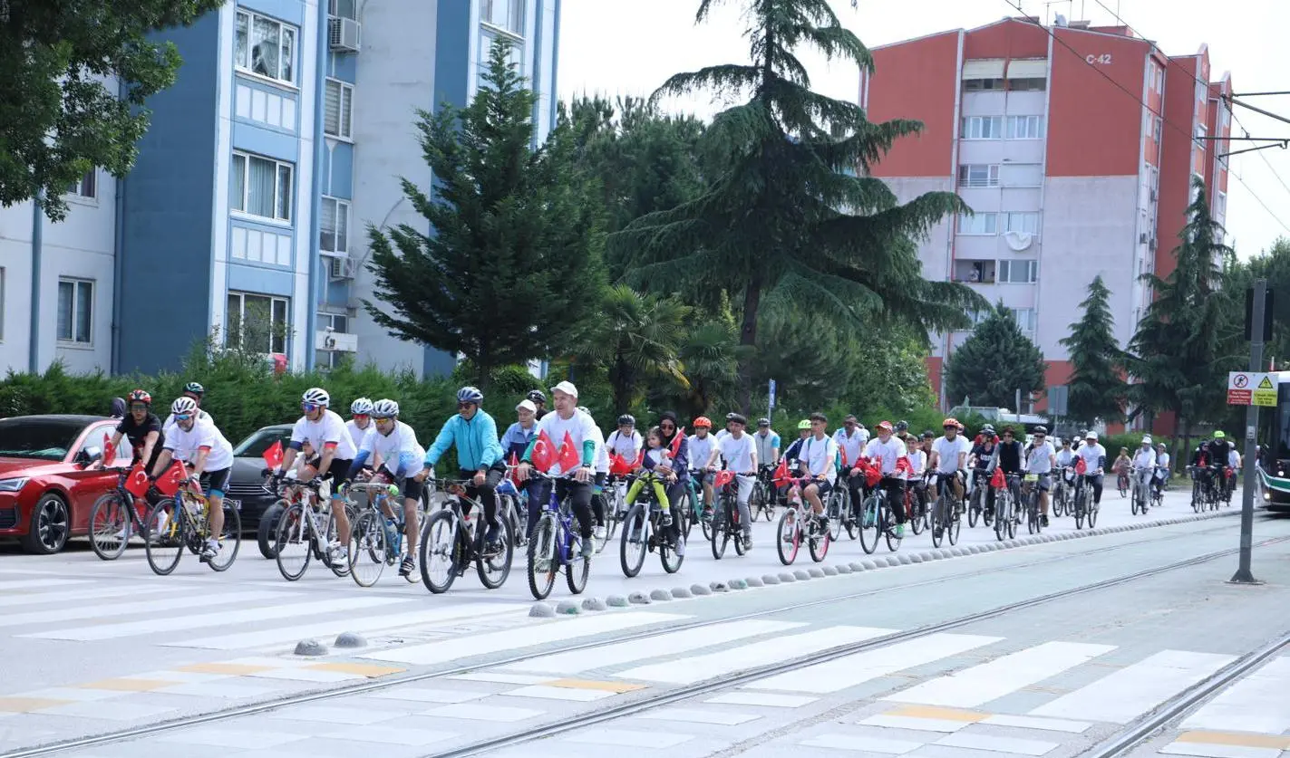 Pedalları 19 Mayıs için çevirdiler - Resim : 8