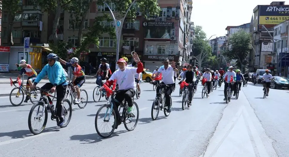 Pedalları 19 Mayıs için çevirdiler - Resim : 7