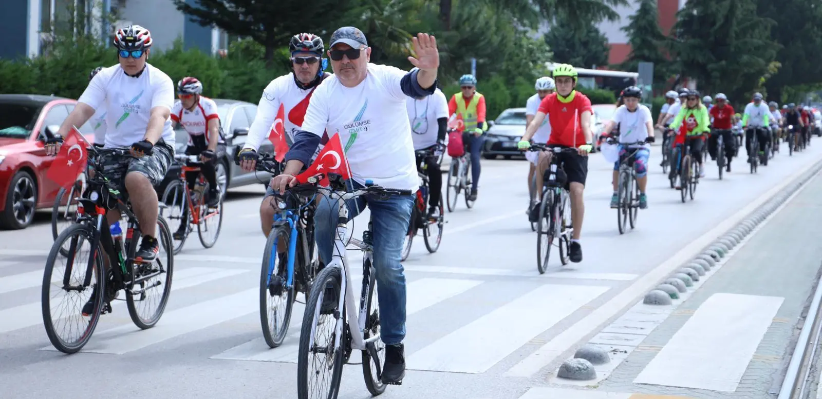 Pedalları 19 Mayıs için çevirdiler - Resim : 4