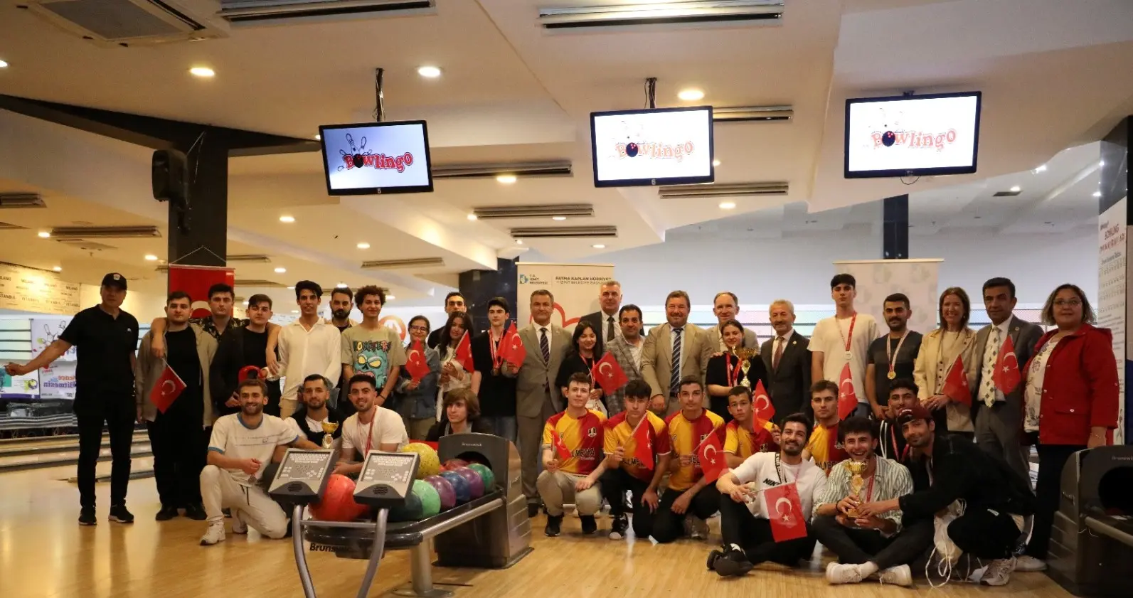 Bowling Turnuvası’nda 19 Mayıs coşkusu! - Resim : 10