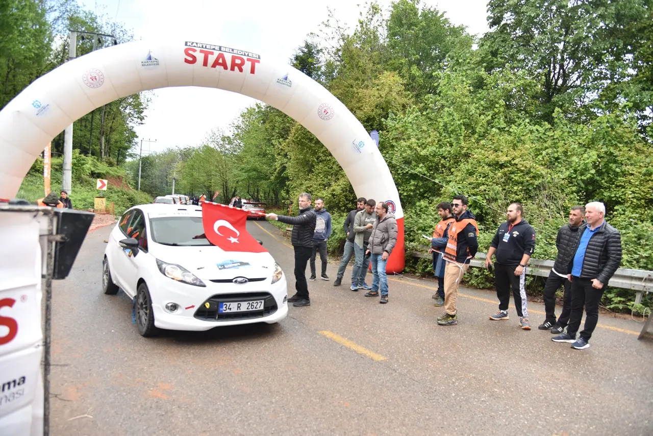 Kartepe’deki AVİS Rallisi heyecanı nefes kesti! - Resim : 1