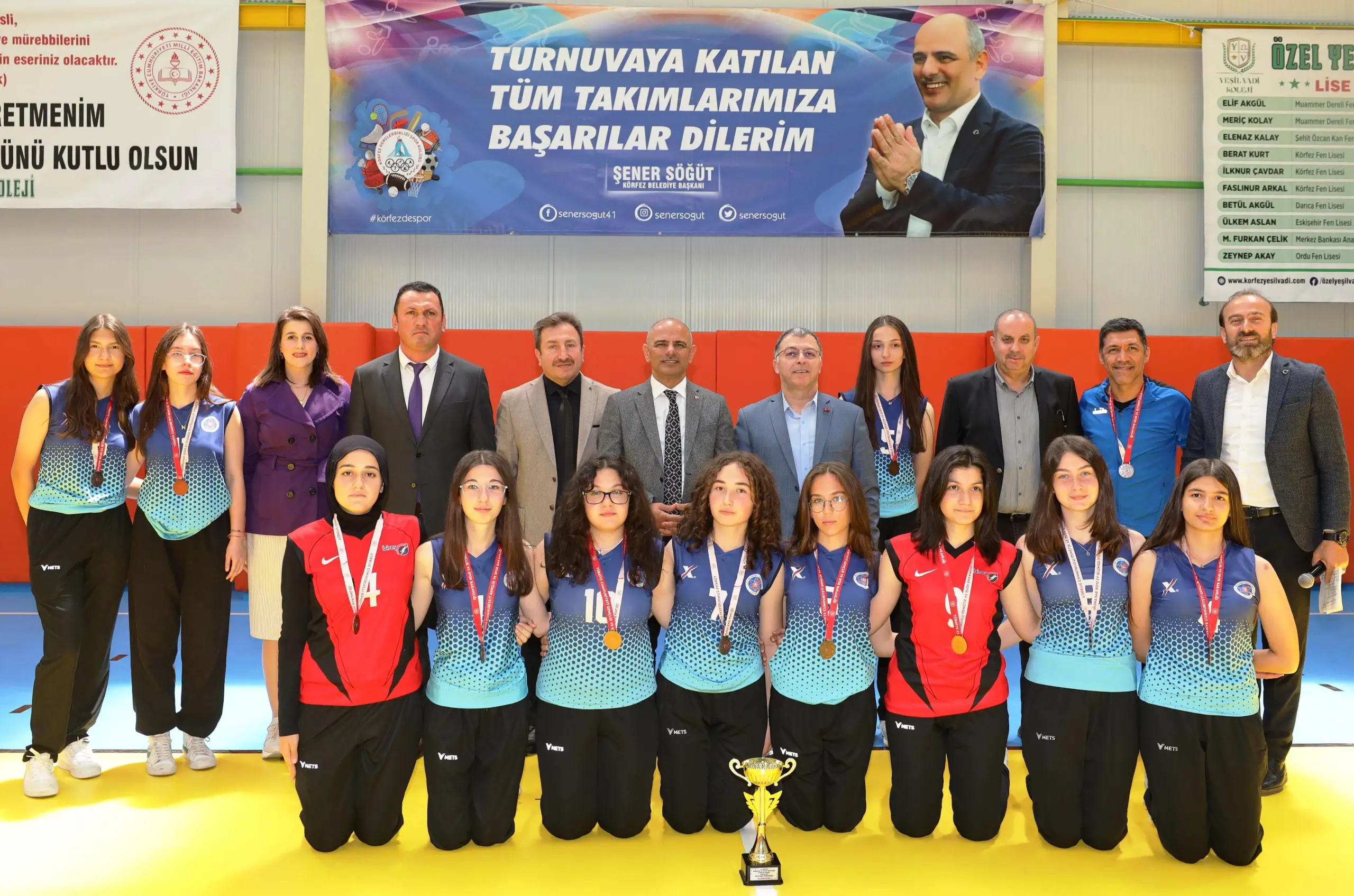 Körfez’de 19 Mayıs Voleybol Turnuvası unutulmazlar arasına girdi - Resim : 4