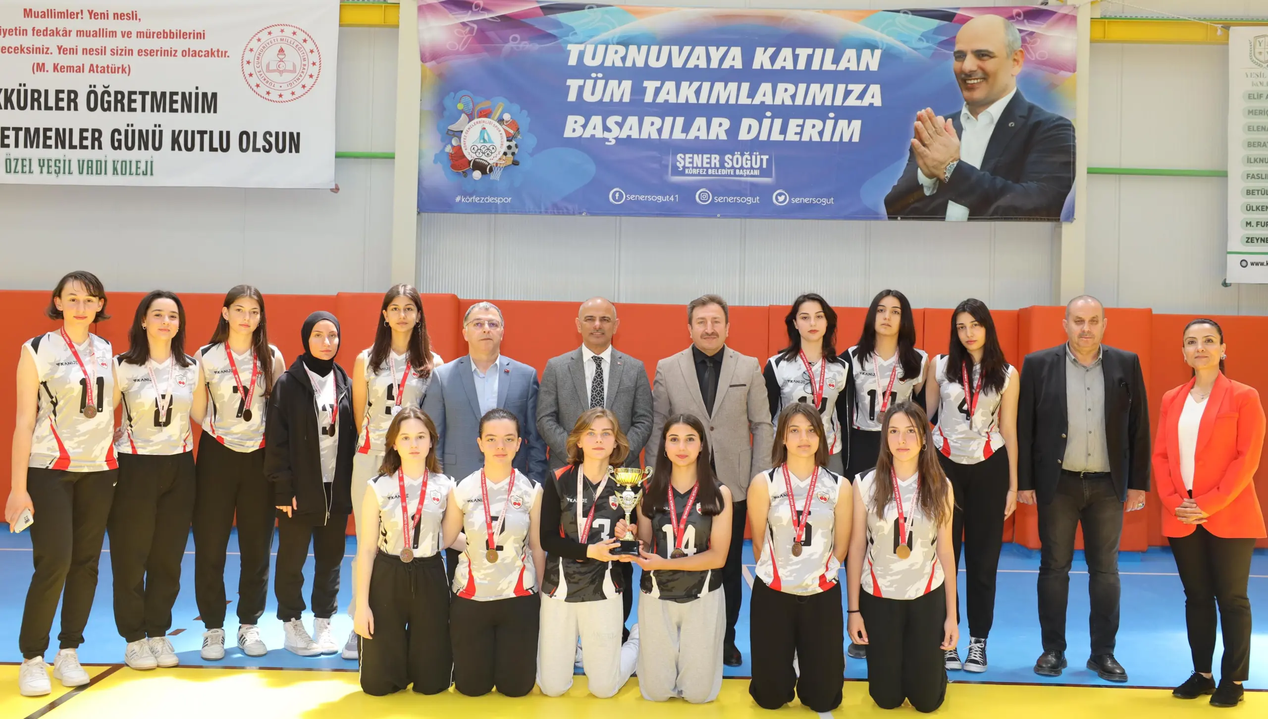 Körfez’de 19 Mayıs Voleybol Turnuvası unutulmazlar arasına girdi - Resim : 3