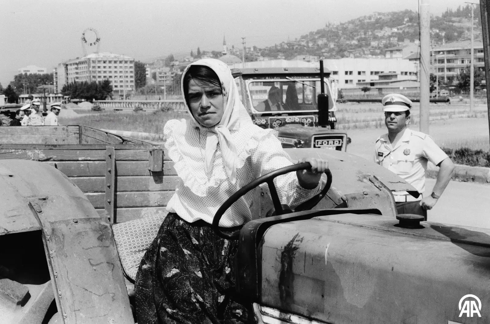 Bu fotoğraf Kocaeli’de çekildi! 80 kişi arasında tek kadın oydu… - Resim : 2