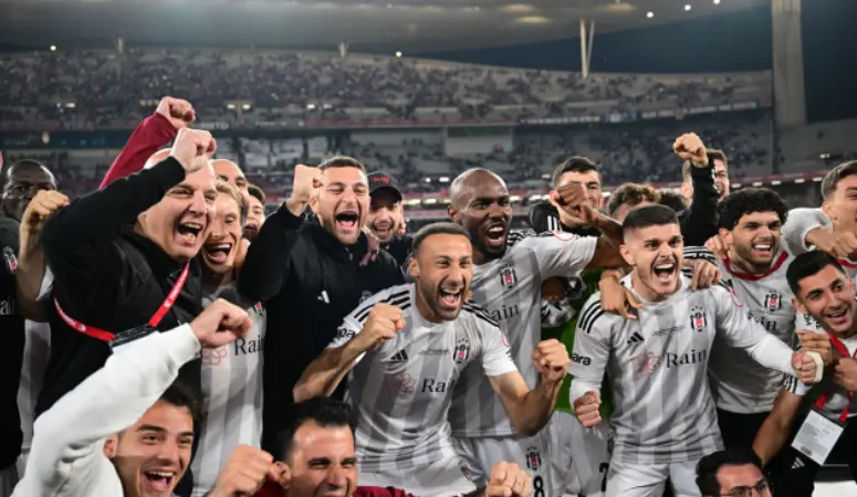 Beşiktaş ile sözleşmesi sezon