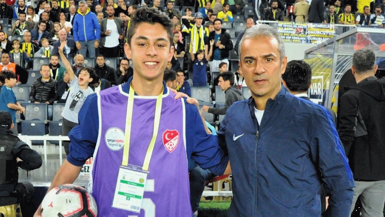 İsmail Kartal Oğlu Emre Kartal Kimdir, Kaç Yaşında, Nereli? Emre Kartal Hangi Takımda Oynuyor? Emre Kartal Fenerbahçe Kariyeri - Resim : 1