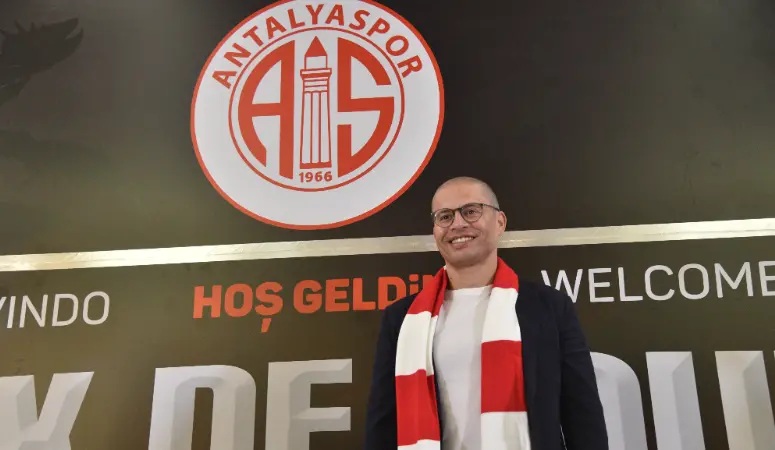 Antalyaspor'da teknik direktör Sergen