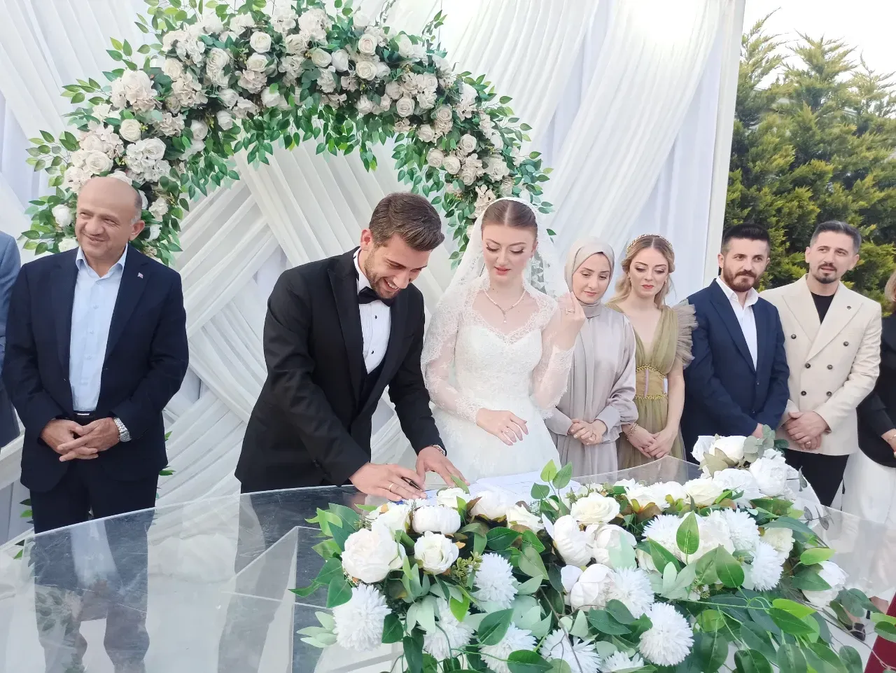 Nokta Medya'nın mutlu günü! Furkan Çalışkan ve Senem Şeyda Koçman evlendi - Resim : 5