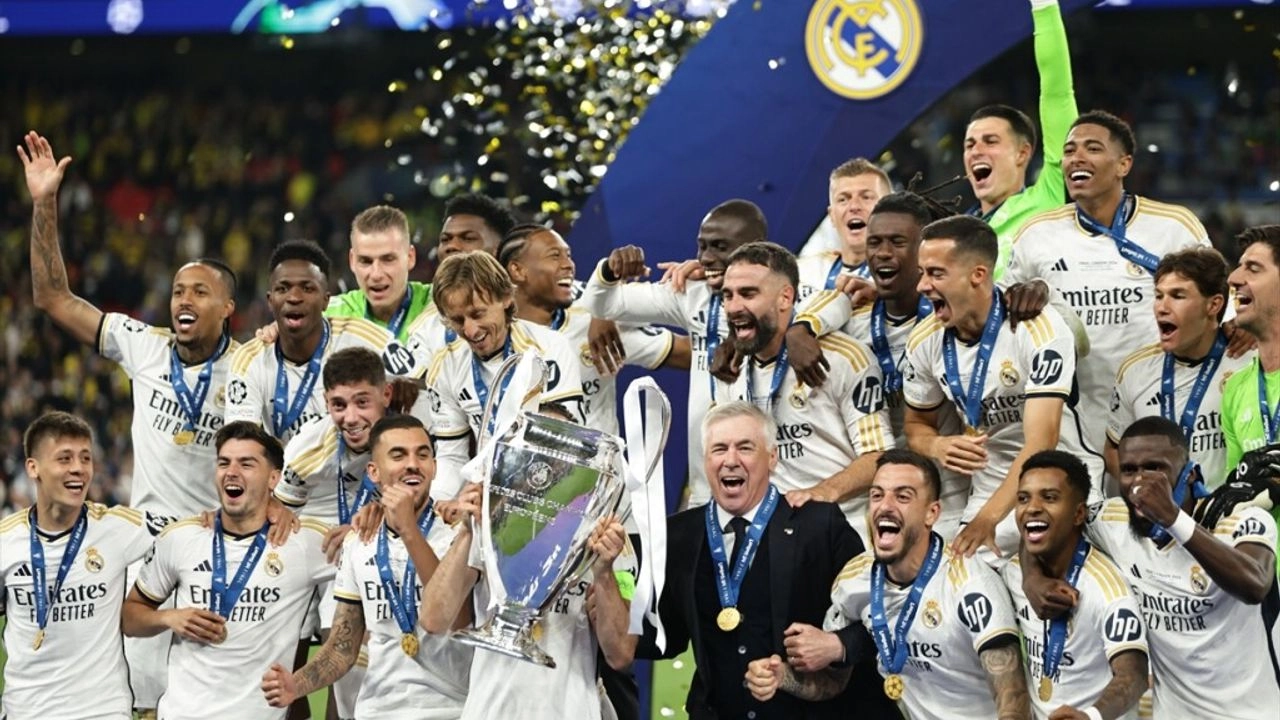 Real Madrid, şampiyonluğunu böyle kutladı