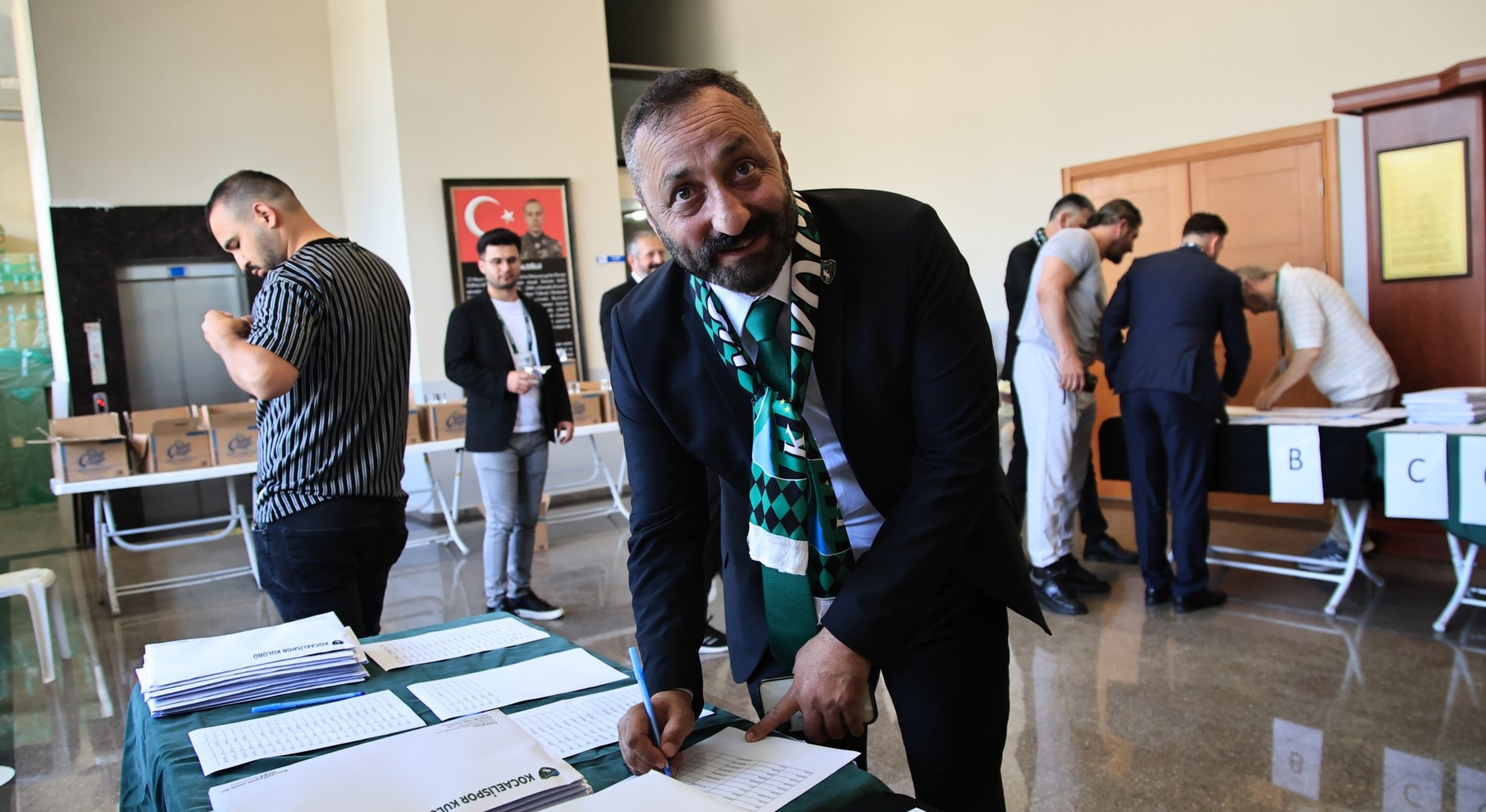 Kocaelispor'da gergin genel kurul "Foto Galeri - Ali Köksal" - Resim : 9