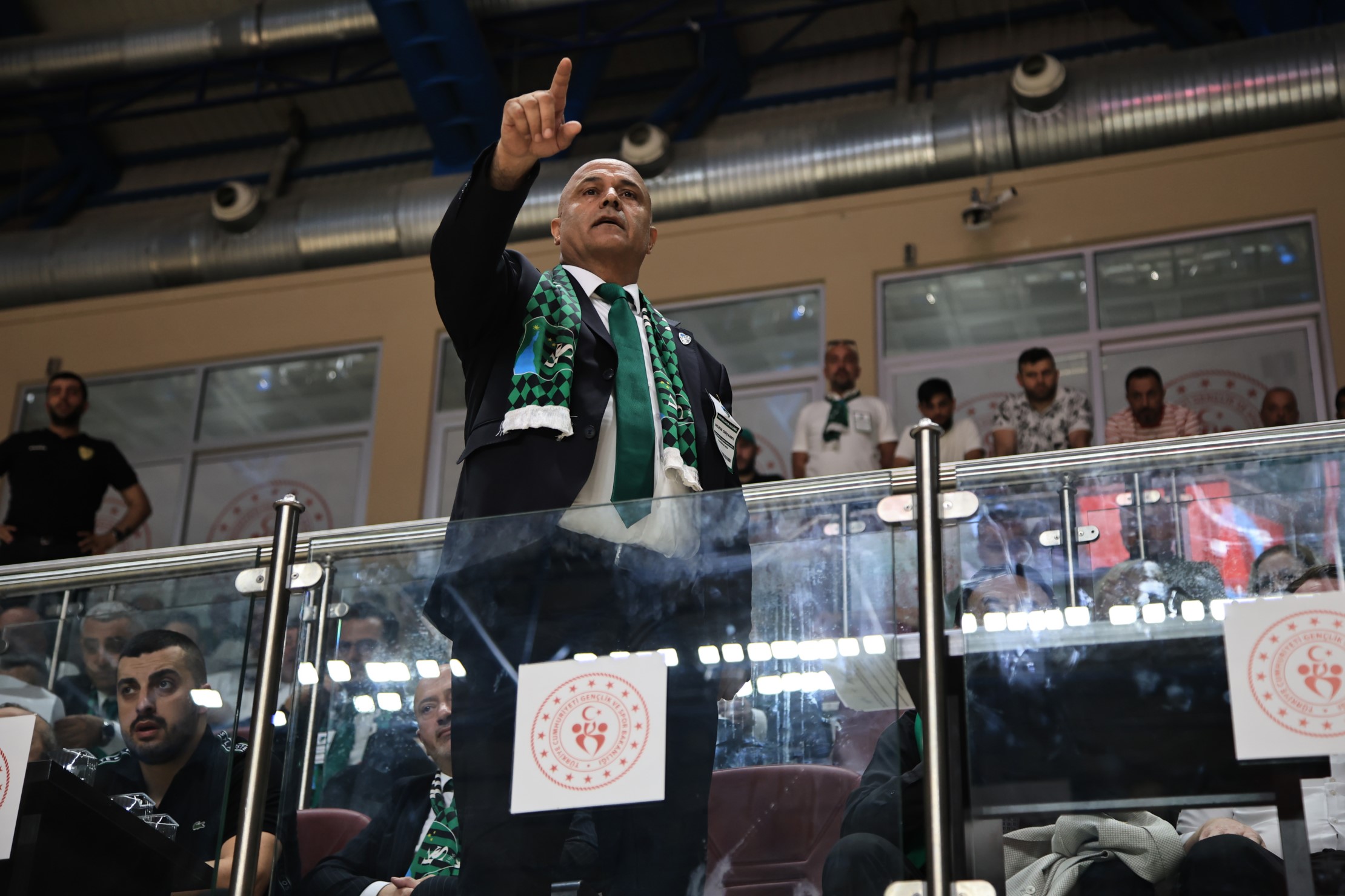 Kocaelispor'da gergin genel kurul "Foto Galeri - Ali Köksal" - Resim : 155