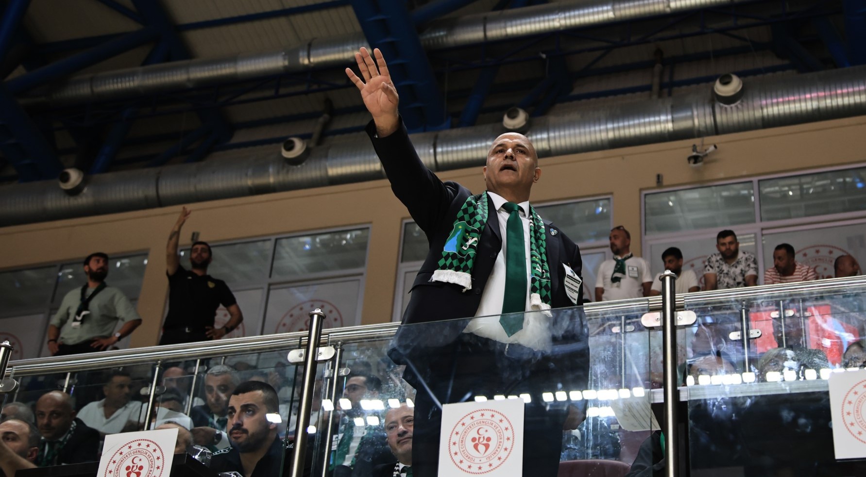 Kocaelispor'da gergin genel kurul "Foto Galeri - Ali Köksal" - Resim : 156