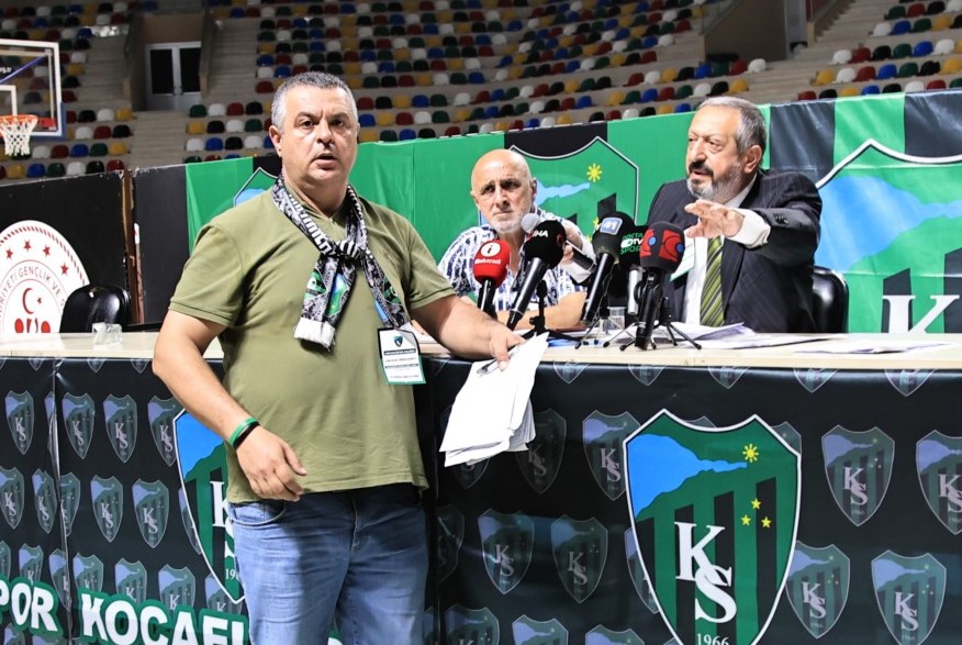 Kocaelispor'da gergin genel kurul "Foto Galeri - Ali Köksal" - Resim : 172