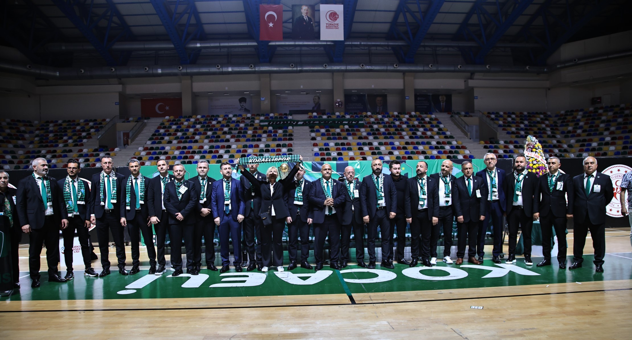 Kocaelispor'da gergin genel kurul "Foto Galeri - Ali Köksal" - Resim : 175