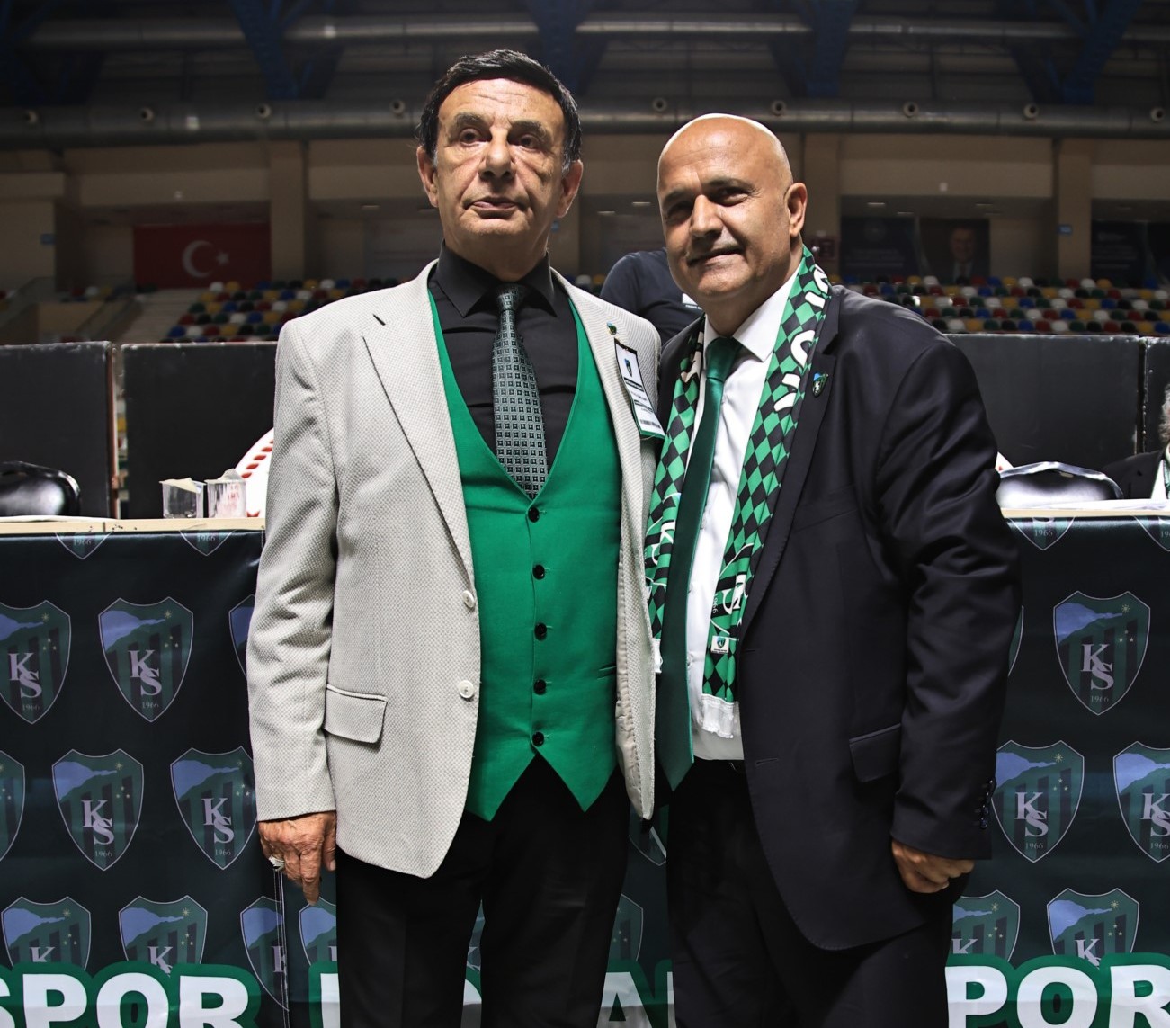 Kocaelispor'da gergin genel kurul "Foto Galeri - Ali Köksal" - Resim : 204