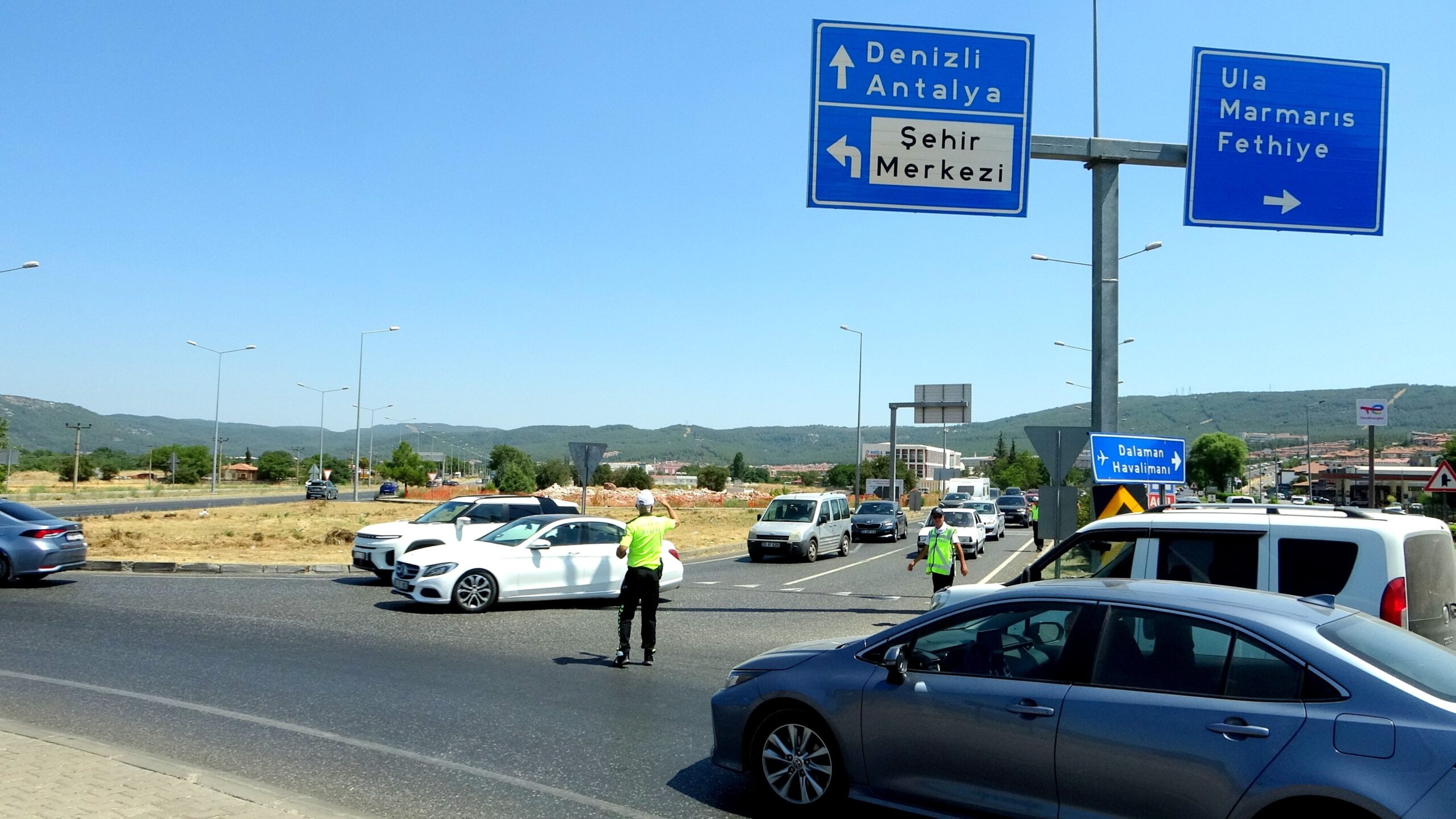 Bayram tatili sona eriyor: Dönüş tam bir çile! - Resim : 2