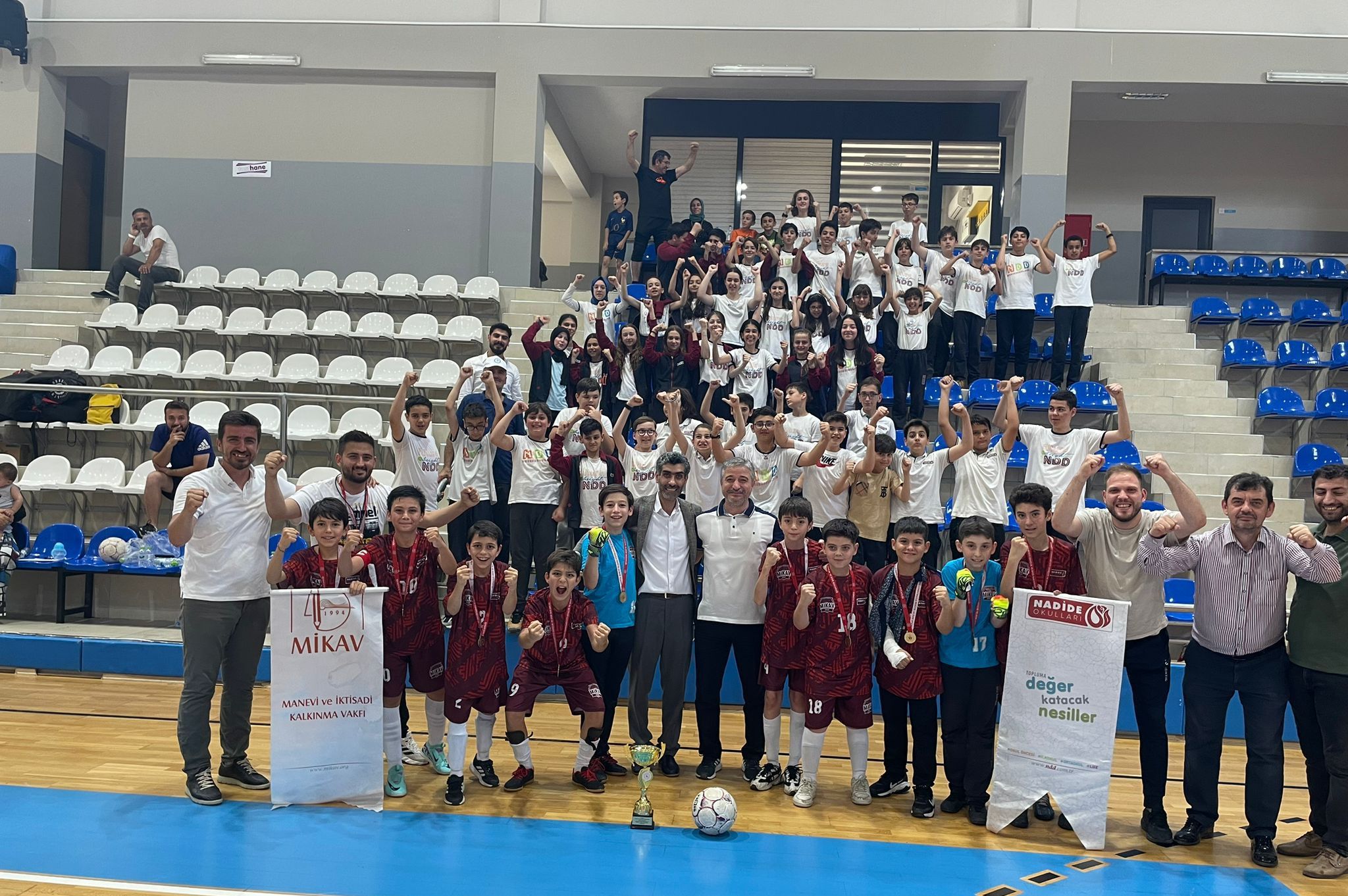 Futsalda en büyük Nadide Okulları! “5-3” - Resim : 2