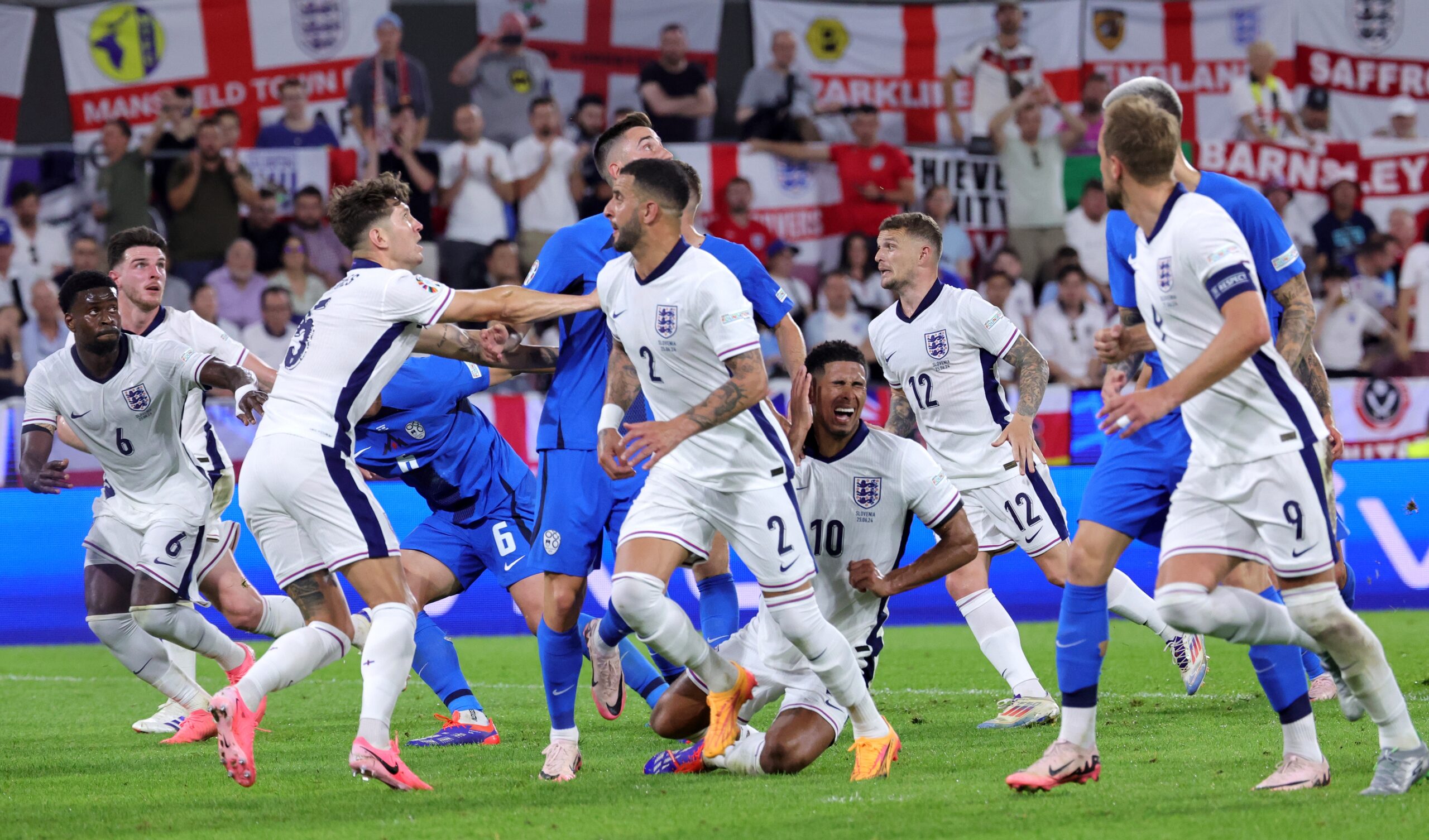 İngiltere ve Slovenya golsüz berabere kaldı
