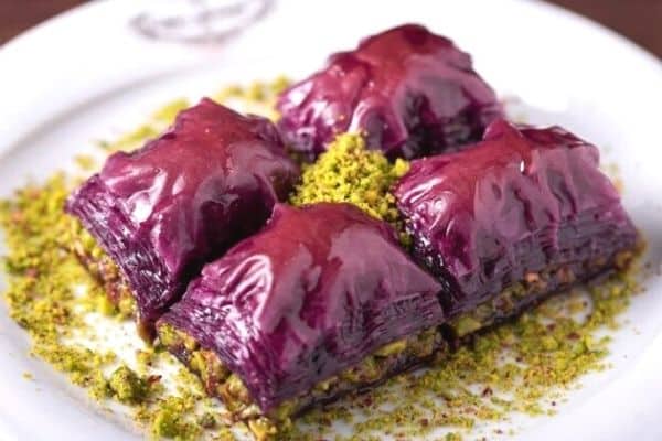 GELİNİM MUTFAKTA MOR BAKLAVA TARİFİ: Diyet Dostu Mor Baklava Neyden Yapılır? 5 Haziran Gelinim Mutfakta Mor Baklava Malzemeleri - Resim : 1