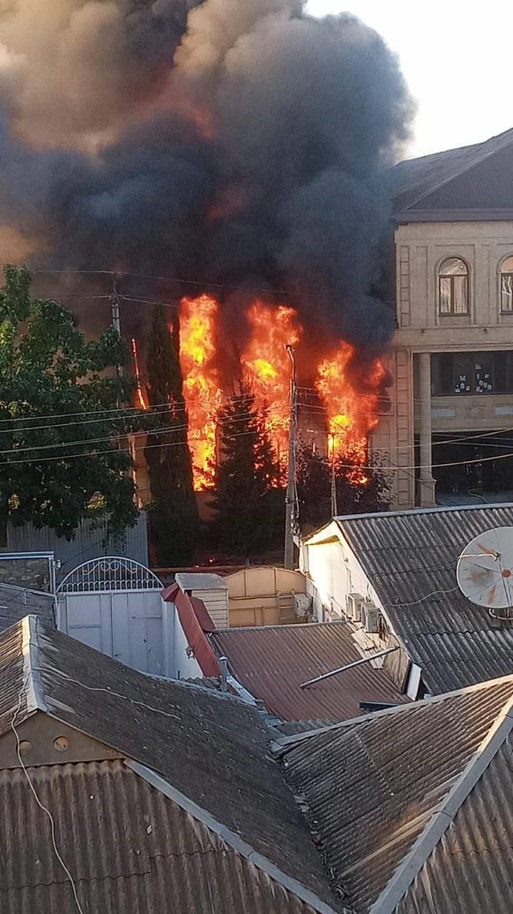 Rusya'da ibadethanelere saldırıldı: 1 ölü! - Resim : 1