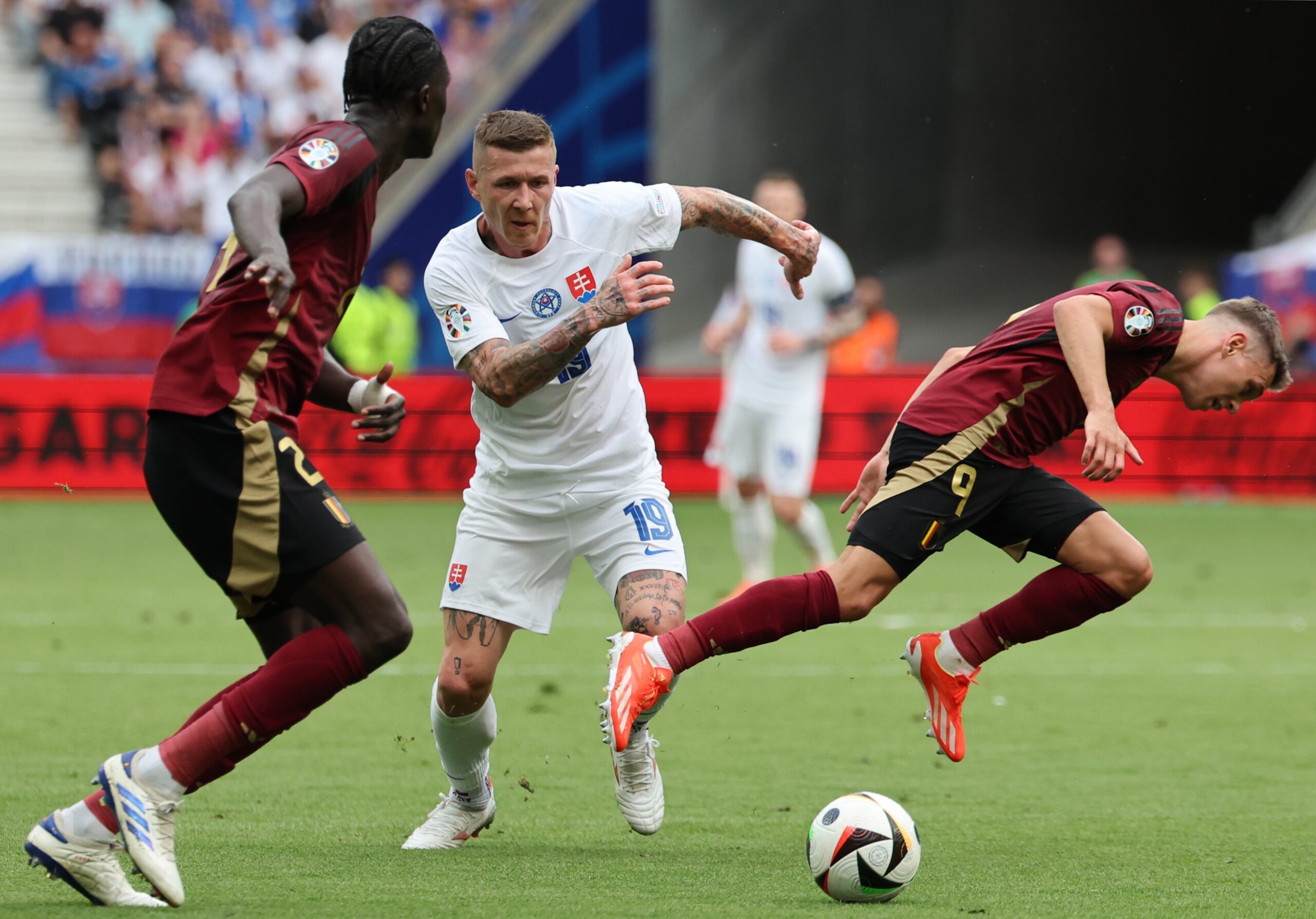 Slovakya, Belçika'yı 1-0 mağlup etti - Resim : 2