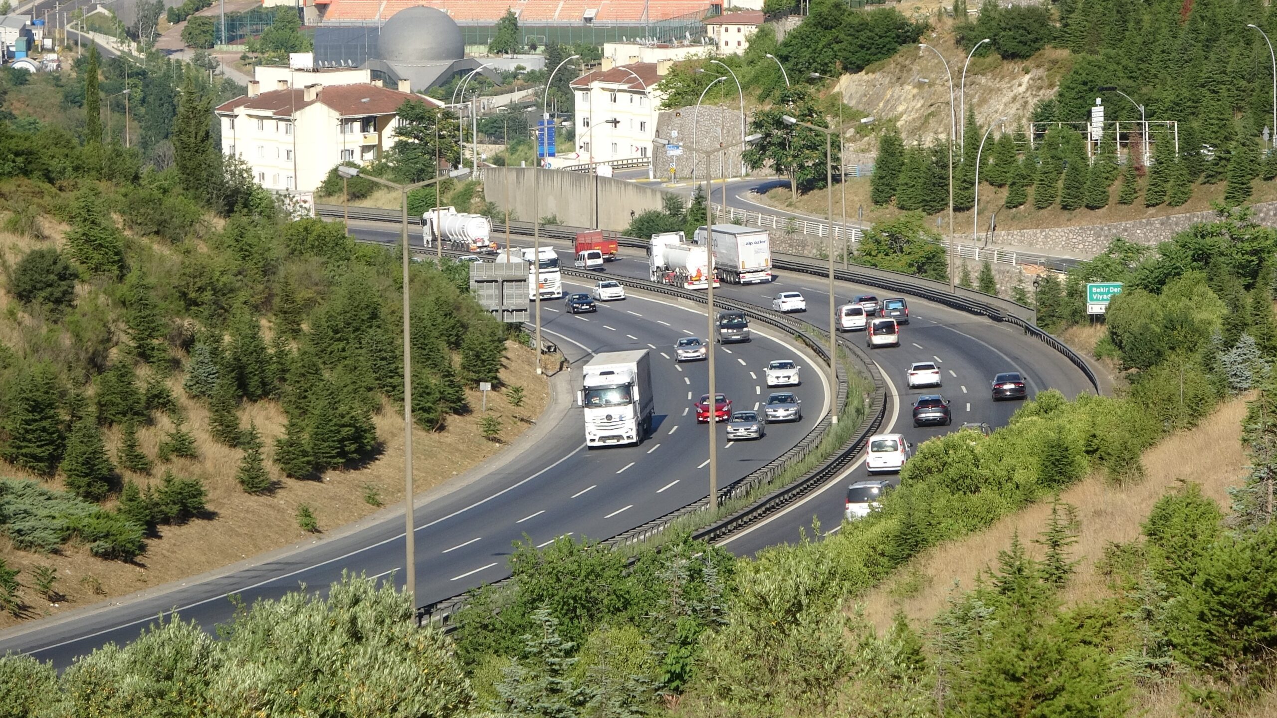 Tatilcilerin dönüş yolculuğu erken başladı - Resim : 1