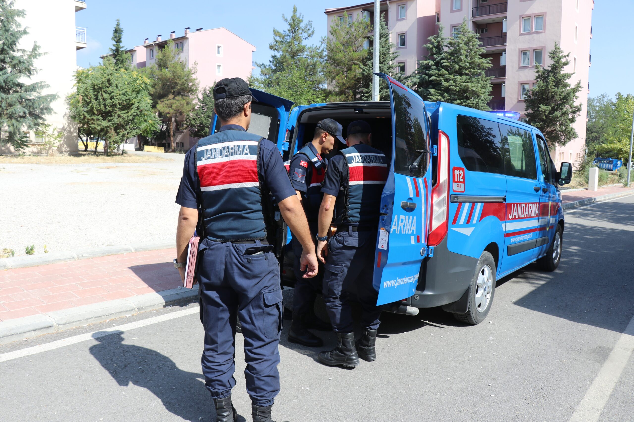 25 ilde dolandırıcılık yapan şahıs: Hak ettikleri için dolandırıyorum - Resim : 2