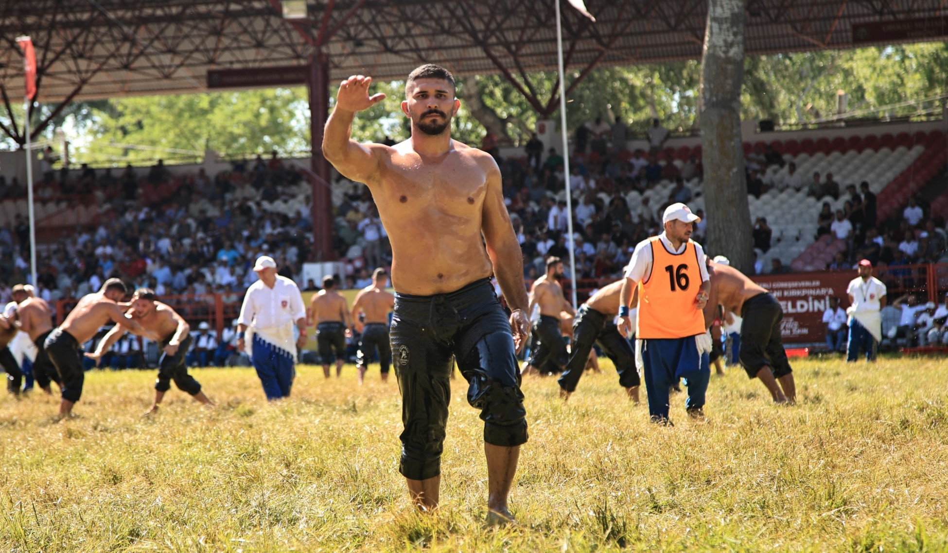 663. Tarihi Kırkpınar Yağlı Güreşleri dev foto galeri "Ali Köksal - Özel" - Resim : 308