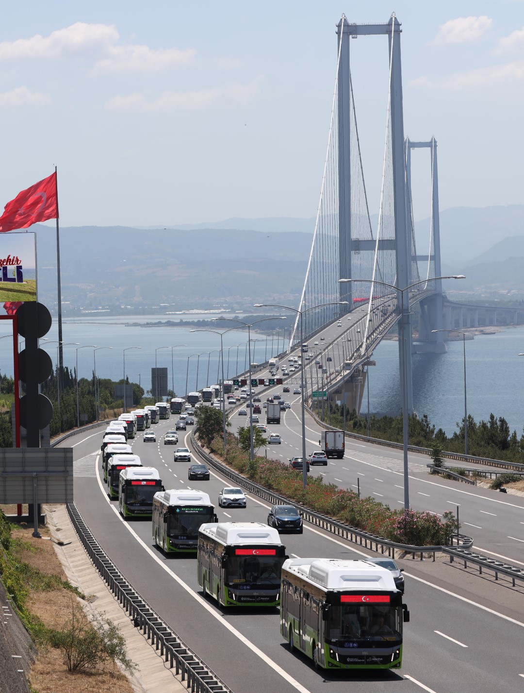 Kocaeli'de ulaşım filosuna taze kan: 30 otobüs teslim edildi - Resim : 2