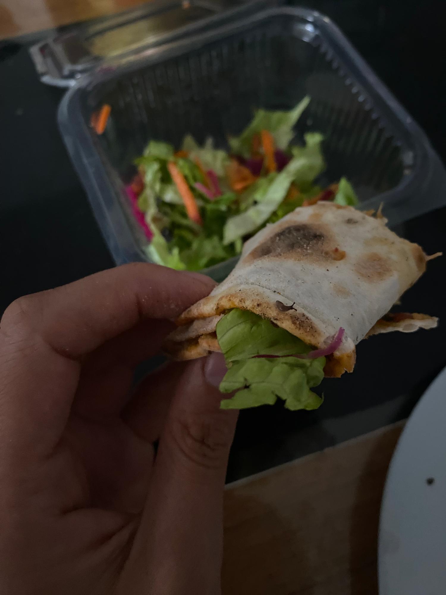 Lahmacunun içinden çıkan mide bulandırdı! - Resim : 1