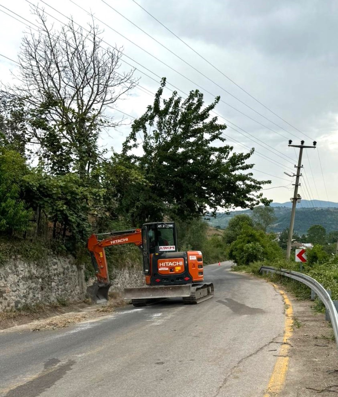 Kocaeli Büyükşehir su taşkınlarına karşı teyakkuzda! V kanalları temizleniyor - Resim : 3