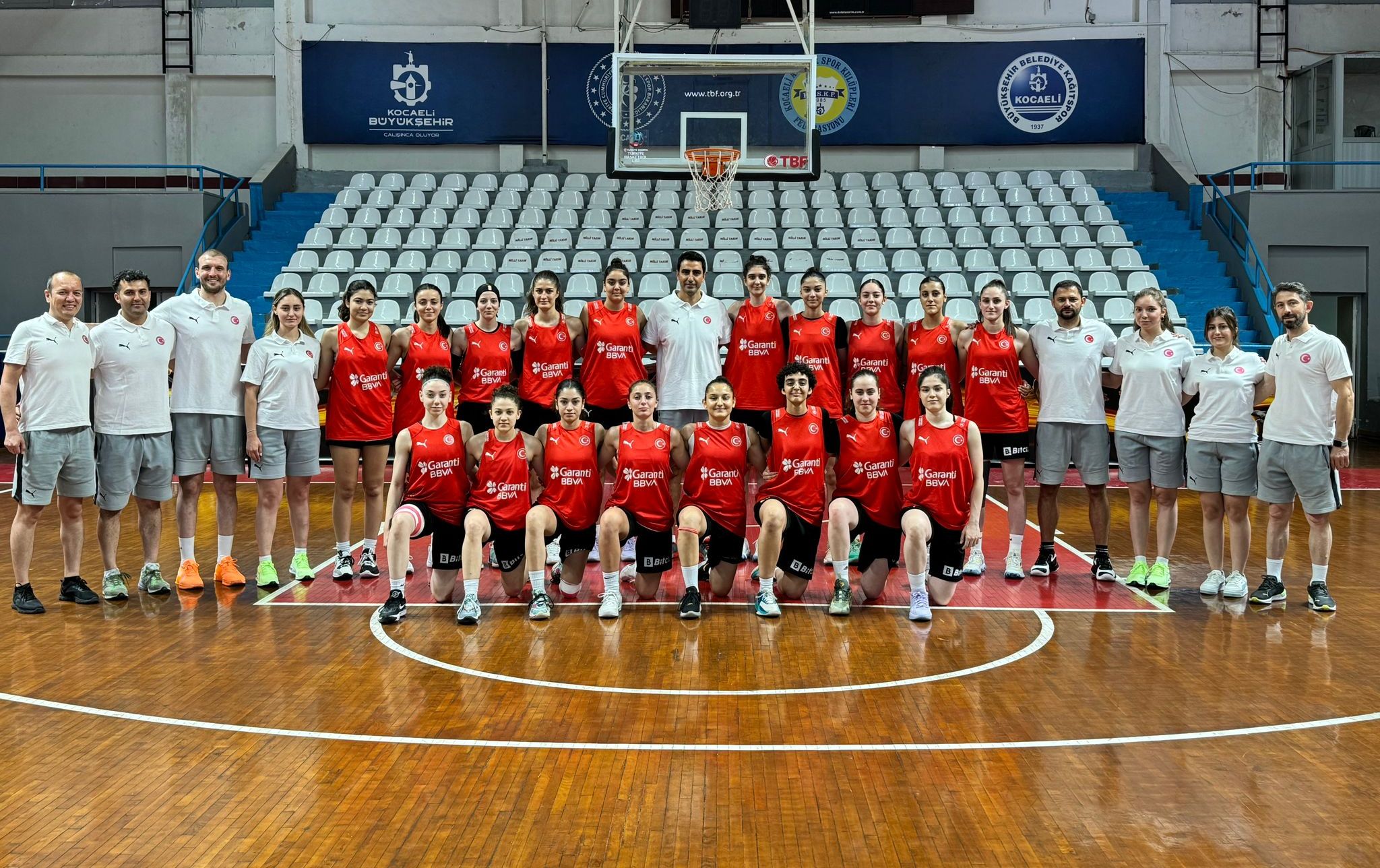 U-18 Kadın Basketbol Milli Takımımız İzmit'te 4 maç yapacak - Resim : 1