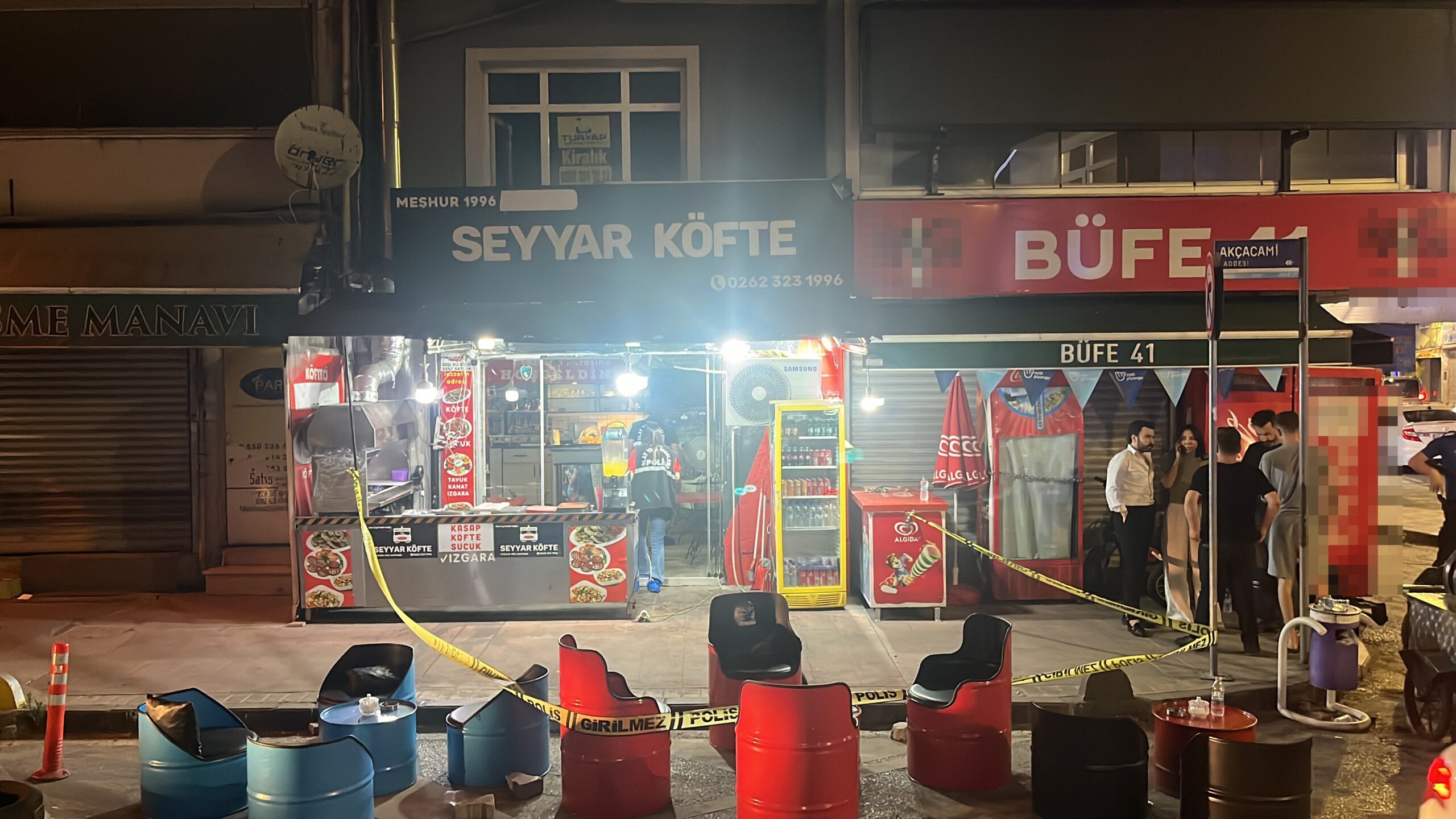 Dükkana geldi, esnafı vurdu: O anlar kamerada - Resim : 1