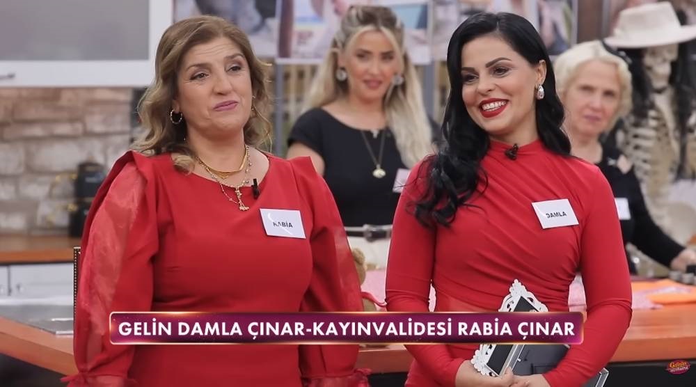 GELİNİM MUTFAKTA DAMLA RABİA AYRILIK BOMBASI PATLADI! Gelinim Mutfakta Damla Neden Yok? Gelinim Mutfakta Rabia Ayrılık Nedeni - Resim : 1