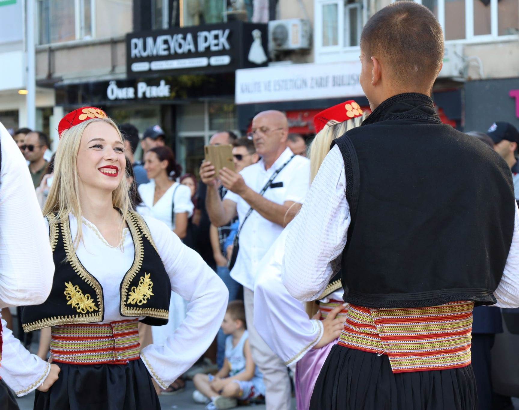 Kardeşlerimiz gelmiş hoş gelmiş - Resim : 16