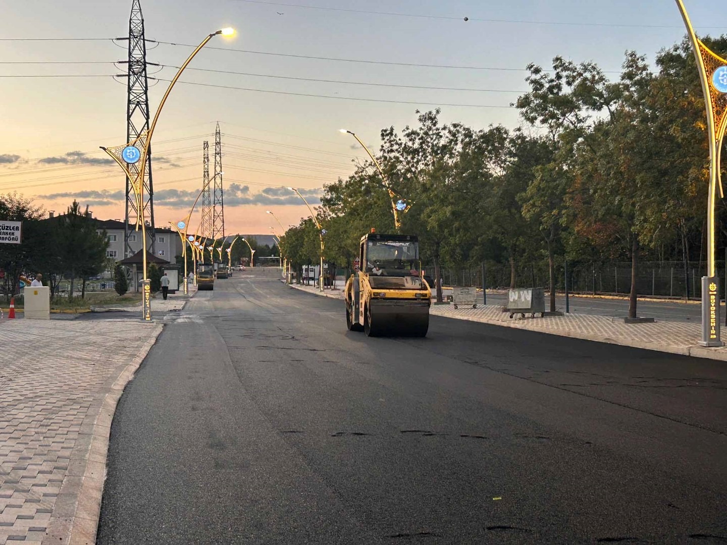 Kartepe’de bir cadde baştan aşağı yenilendi! - Resim : 1