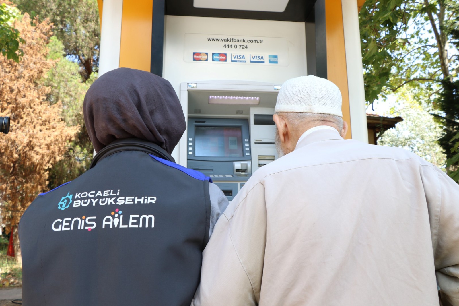 Kocaeli Büyükşehir’in halkçı projesi destek görmeye devam ediyor! Tam 26 bin hizmet verdiler - Resim : 6