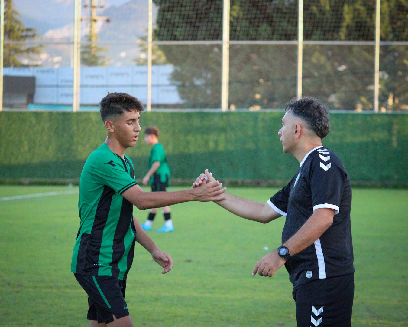 Kocaelispor U-16 takımından muhteşem zafer! Beşiktaş’ı… - Resim : 6