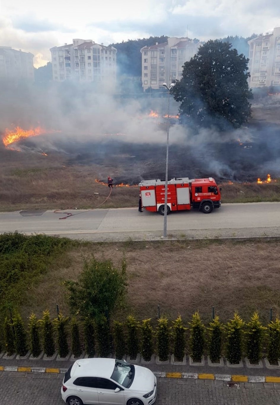 Komşuda paniğe sebep olan yangın! Küle döndü - Resim : 2