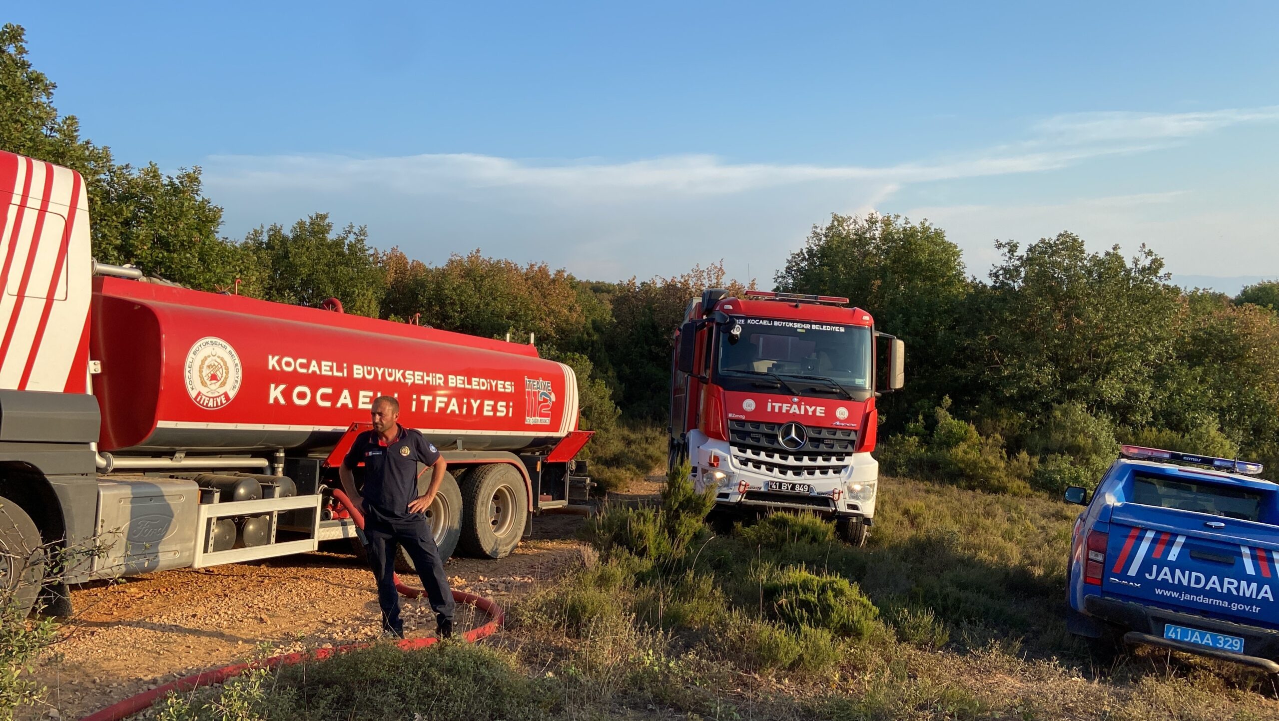 Korkutan yangın! Havadan müdahale edildi - Resim : 2