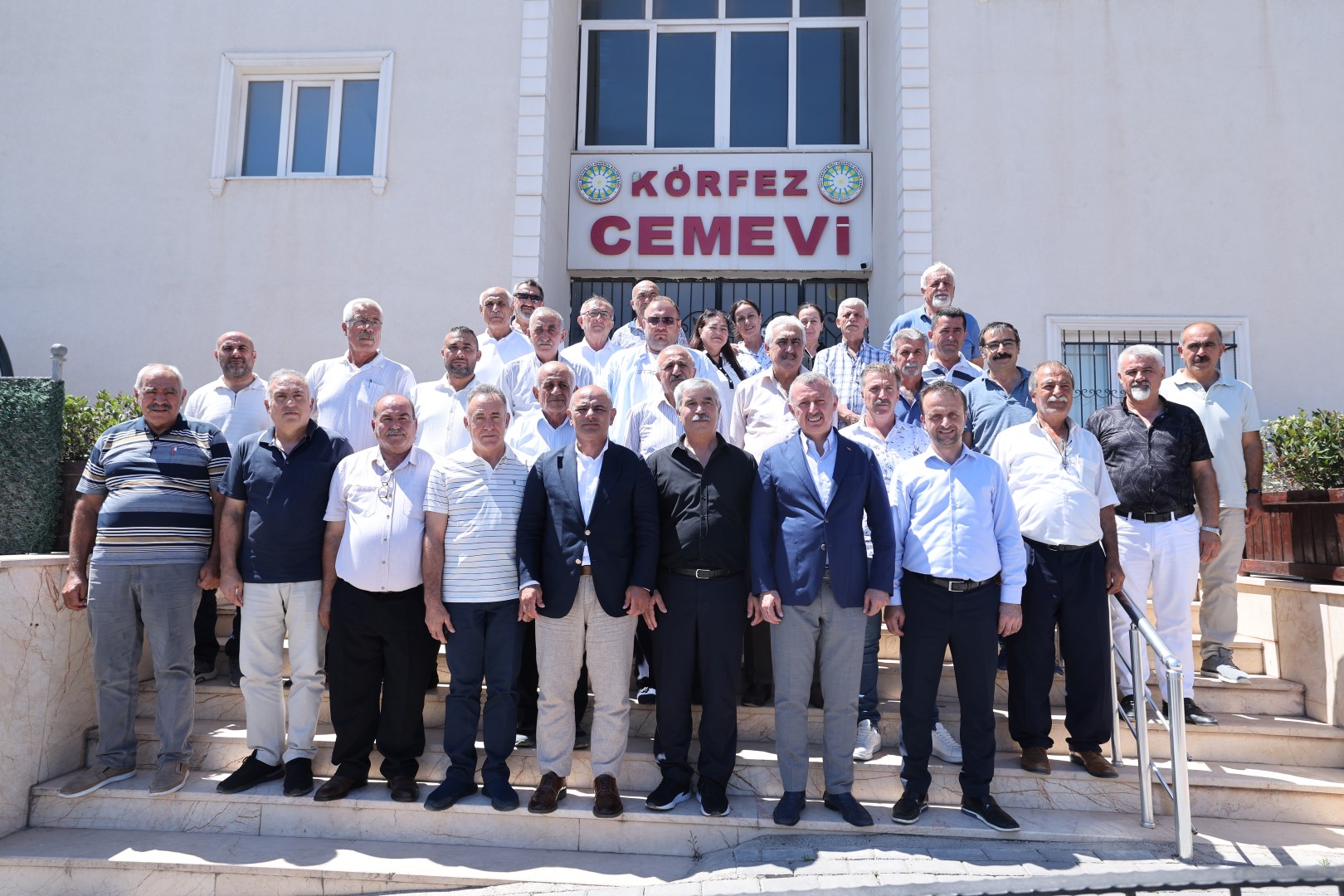 Tahir Büyükakın cemevleri başkanlarıyla buluştu: “Gazze, bir Kerbelâ’dır” - Resim : 1