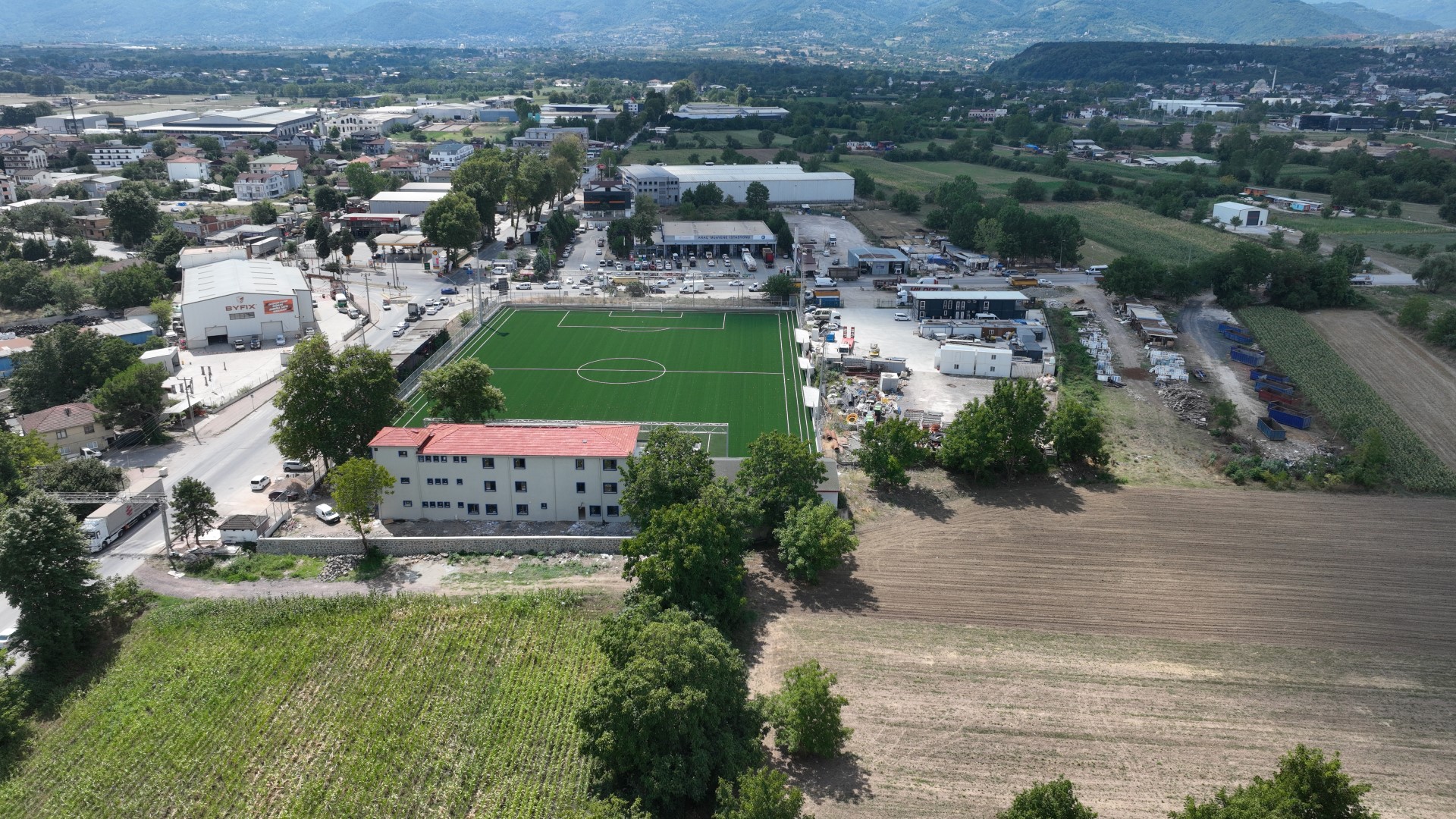 Yakup Altun Stadı’nda sona doğru - Resim : 1