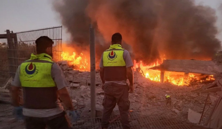 Lübnan'ı havadan bombalamaya devam